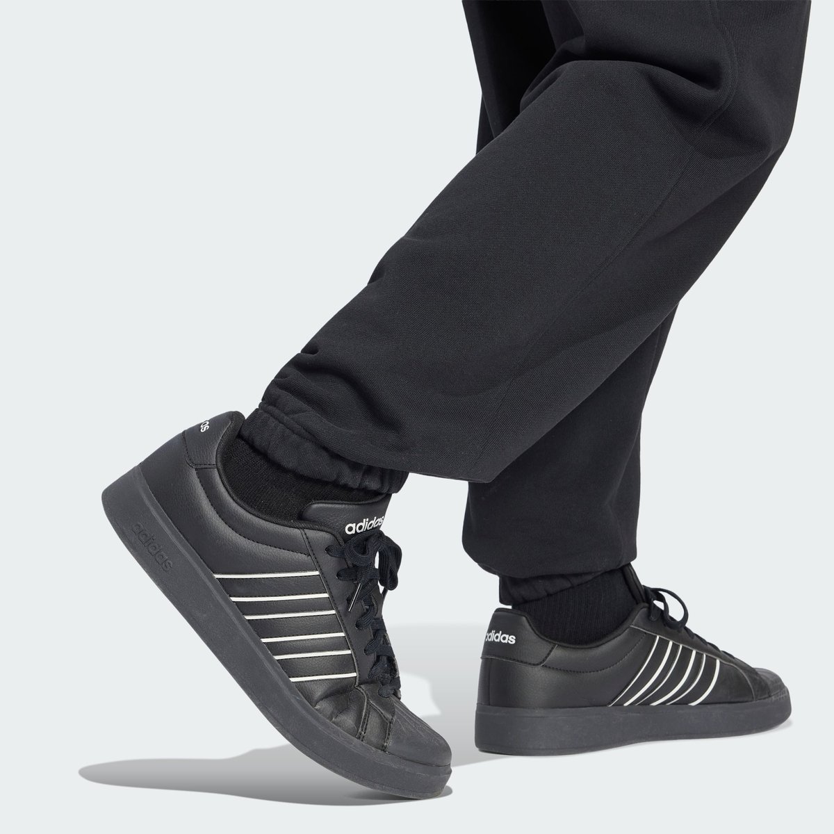 Pantalon Bas Resserré Standard Petit Logo Adidas Kit Pantalon Bas Resserré Standard Petit Logo Adidas Kit black, ADIDAS SPORTSWEAR