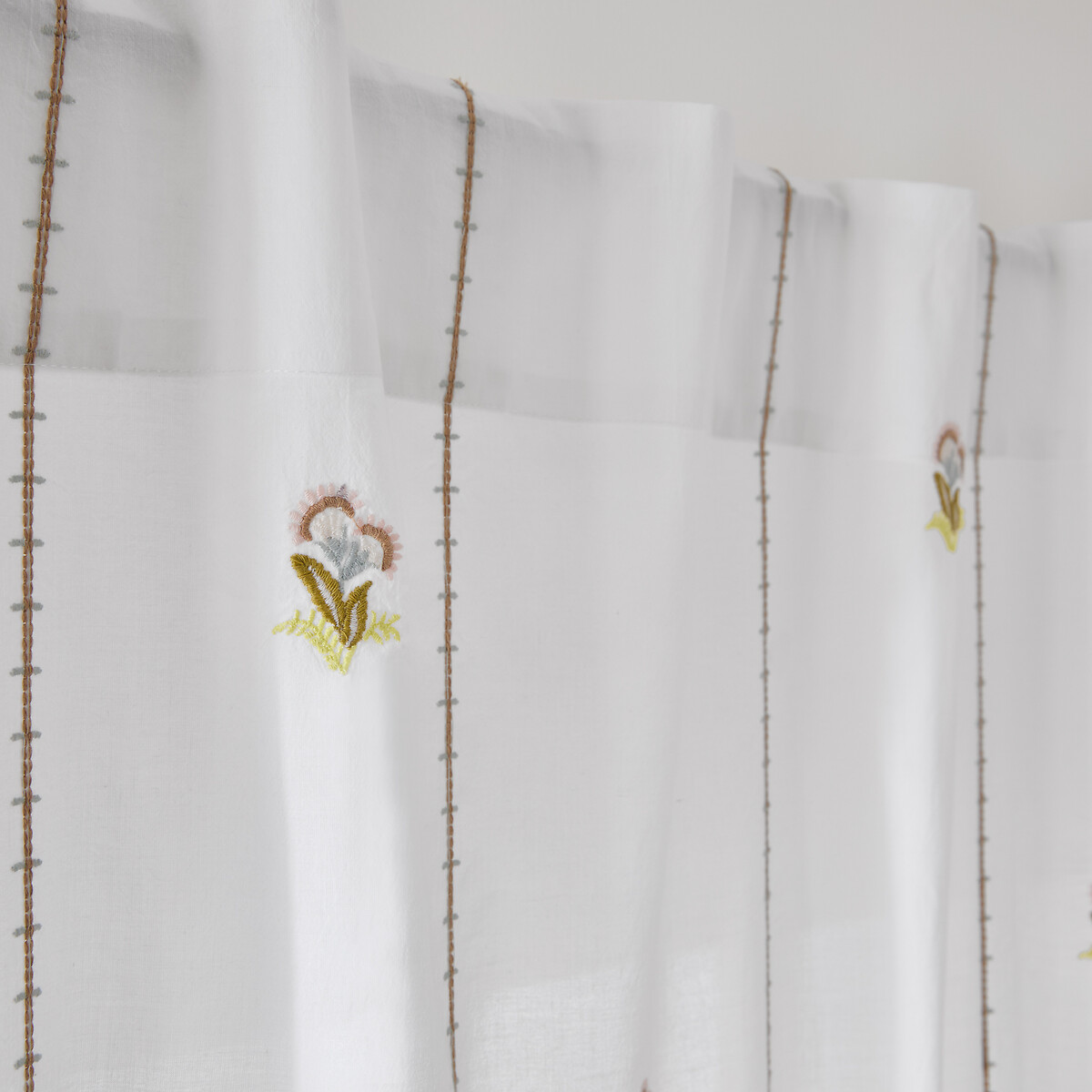 Shimani Embroidered Cotton Voile Panel floral print/white, LA REDOUTE INTERIEURS