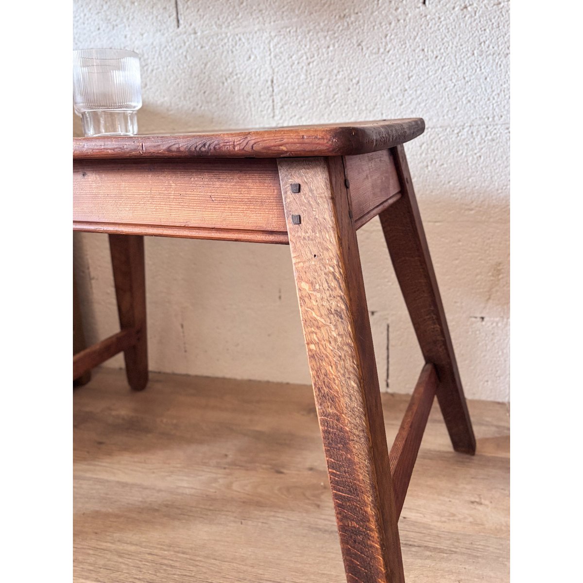 Table d'appoint en bois  Francine N°332 - Bon état bois, DEBONGOUT