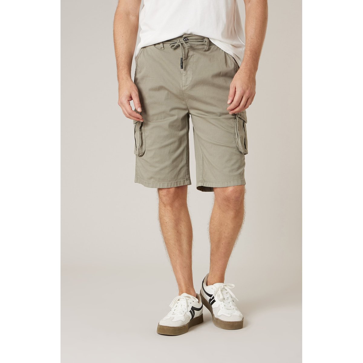 Bermuda cargo homme en coton stretch BASIMI light khaki, DEELUXE