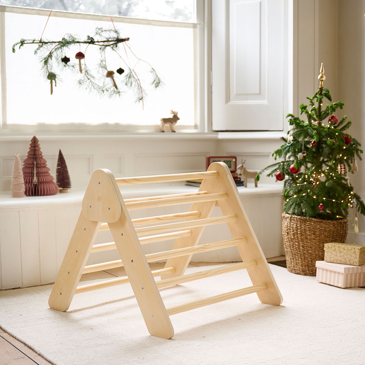 Triangle d’escalade Montessori beige, PETITE AMELIE