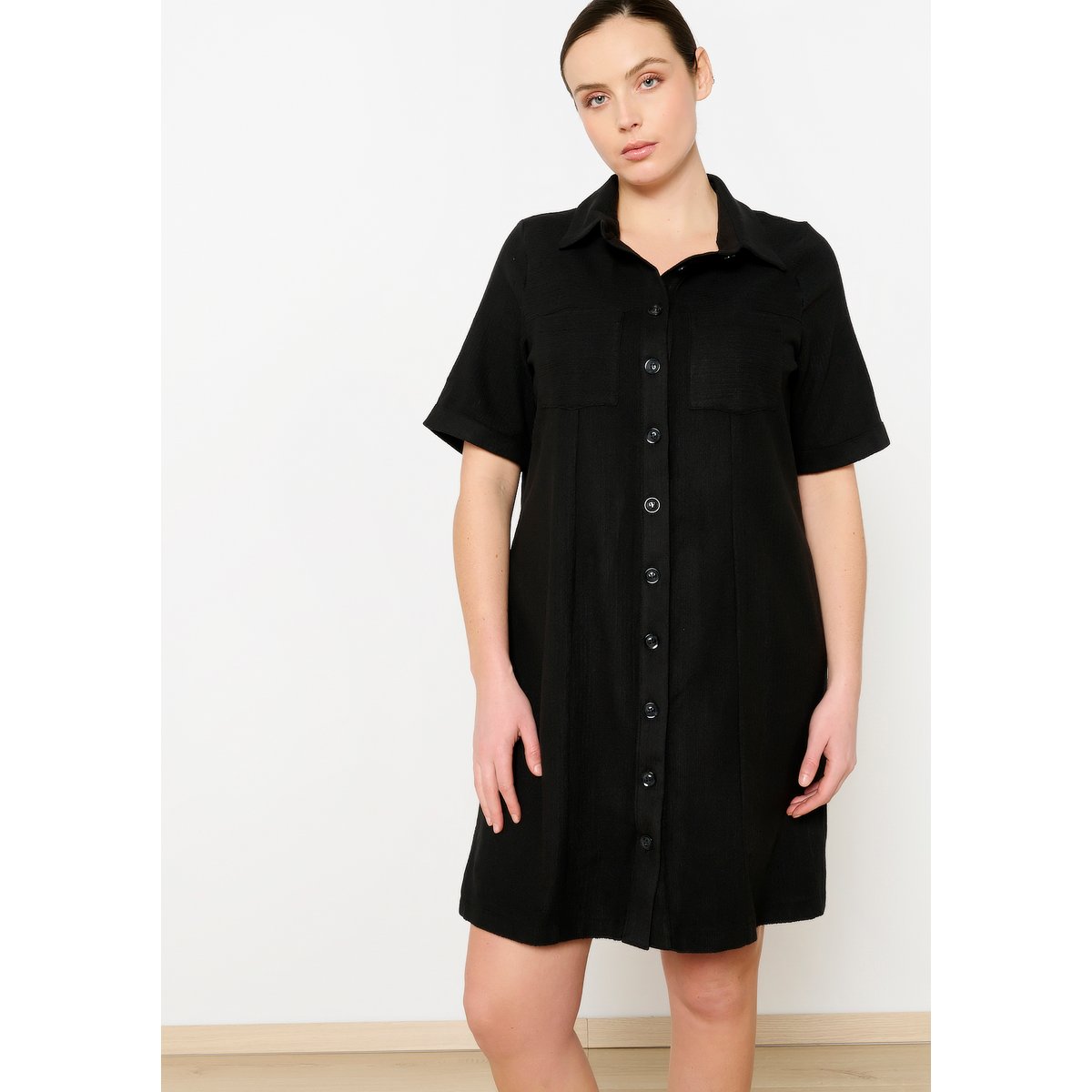 Robe-chemise avec boutons noir, LOLALIZA