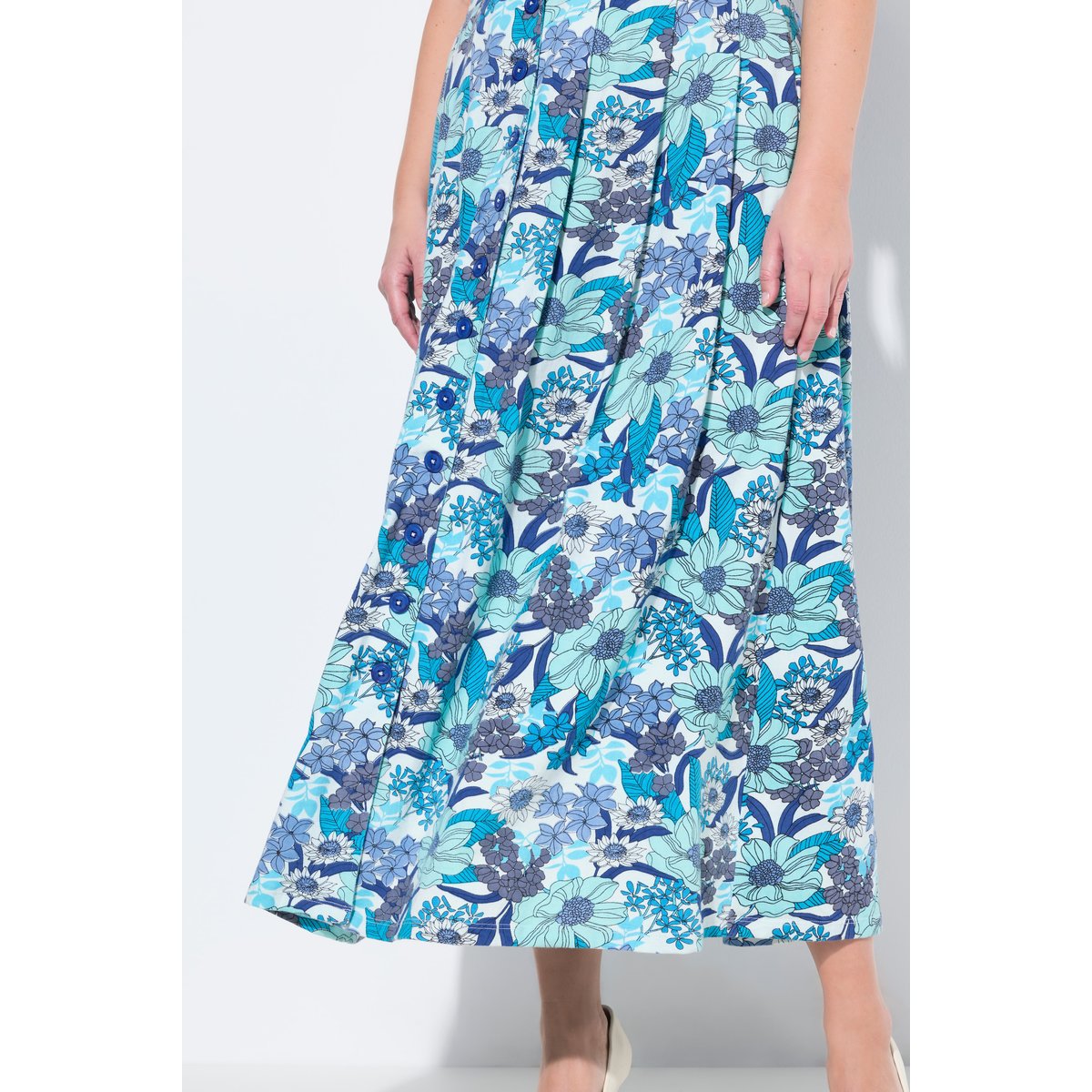 Robe maxi oversize en jersey. Décolleté rond marine, ULLA POPKEN