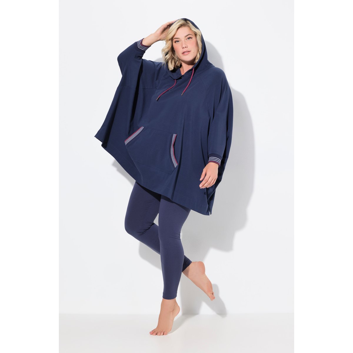 Poncho d'intérieur oversize violet foncé, ULLA POPKEN