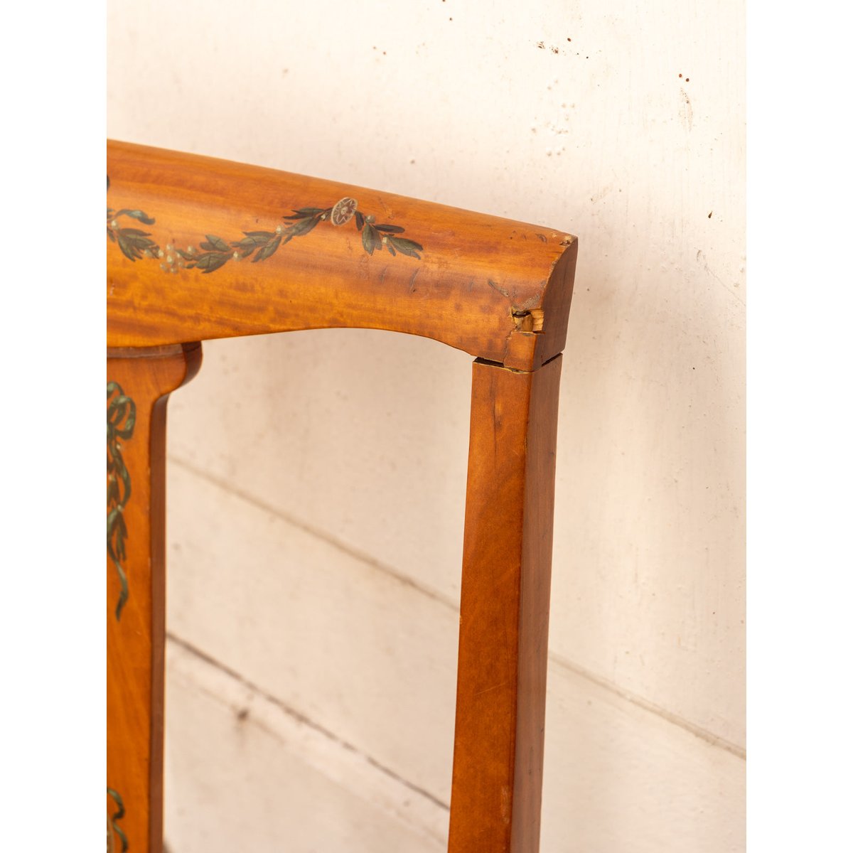 Paire de chaises en bois et tissu bleu Claude N°1455 - Bon état bois foncé, DEBONGOUT