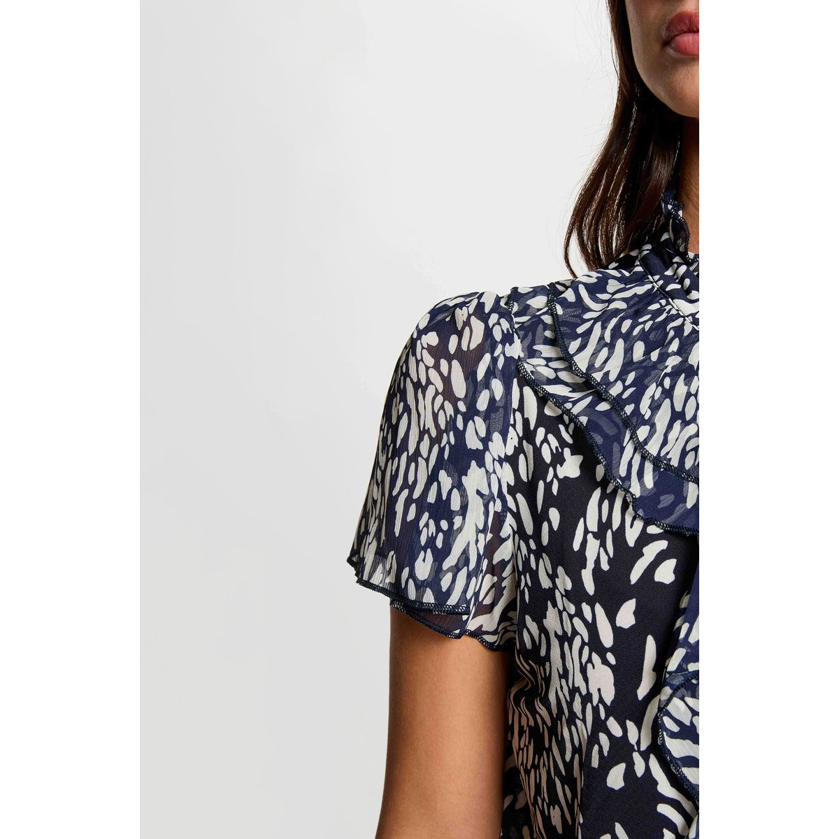 Chemise col v transparente bleu marine, MORGAN