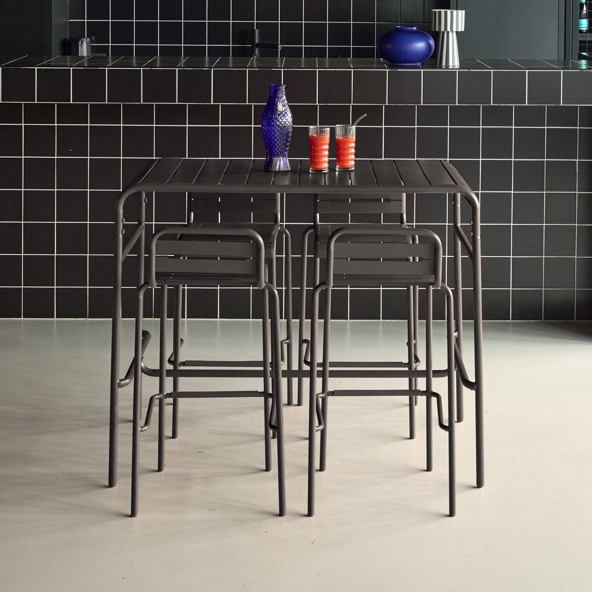 Table haute de jardin acier + 4 assises AMELIA anthracite, SWEEEK