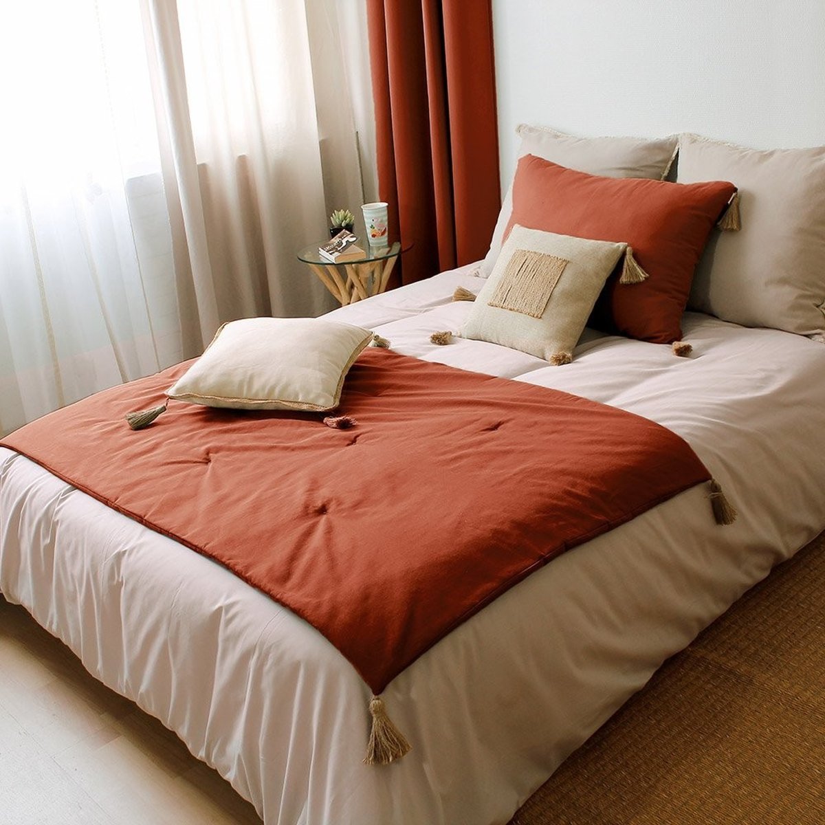 édredon Panama 90x190  Pompons Jute Noir rouge, DECORATIE