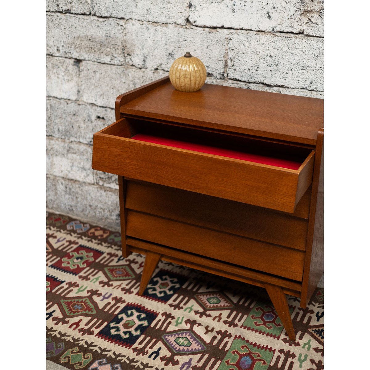 Commode en teck Olga N°688 - Bon état marron, DEBONGOUT