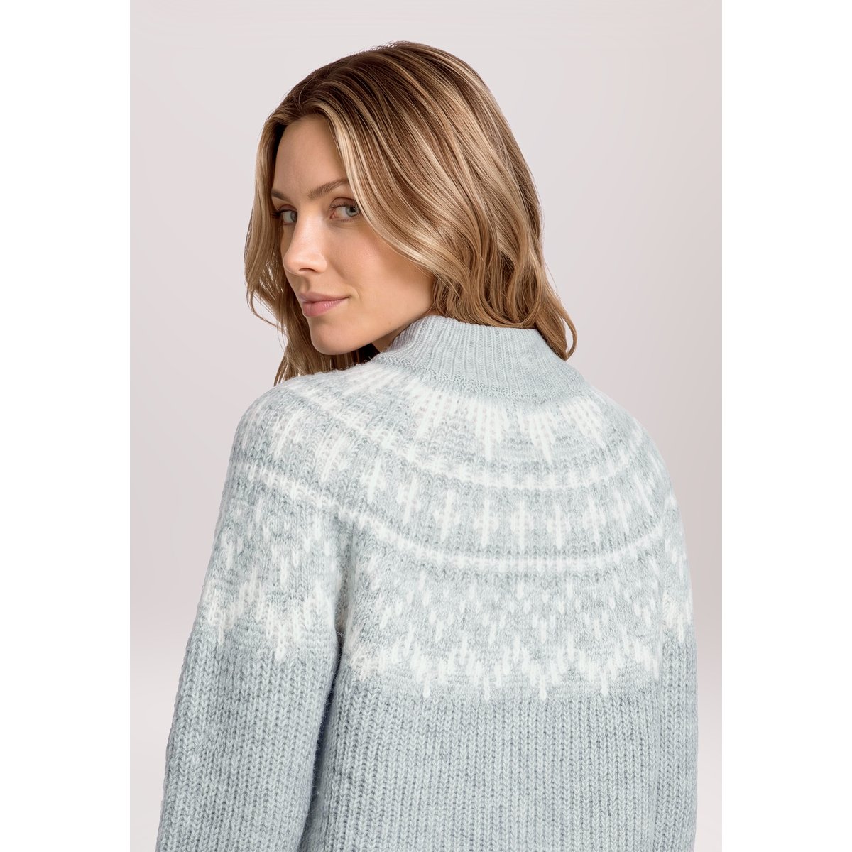 Pull-over en maille à motif jacquard gris/blanc, BETTY & CO