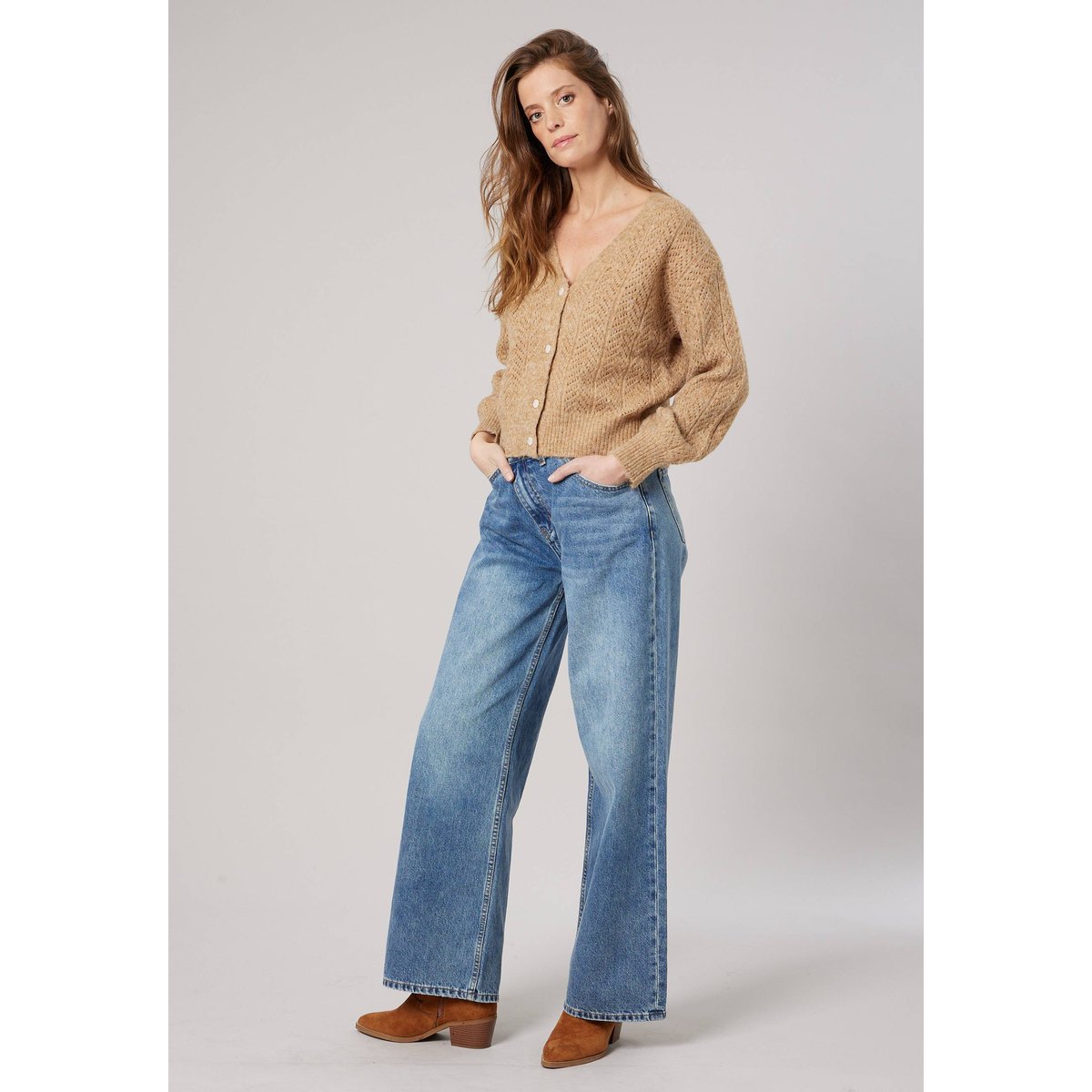 Gilet femme en maille ajourée DORFI camel, DEELUXE
