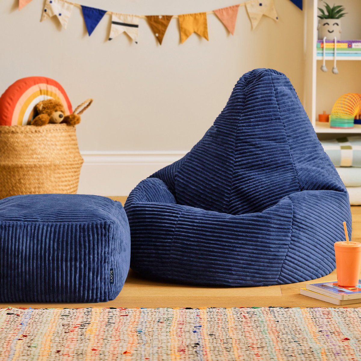Pouf poire enfant à dossier haut avec repose-pieds carré assorti en velours côtelé Oeko-Tex® - DALTON bleu marine, ICON