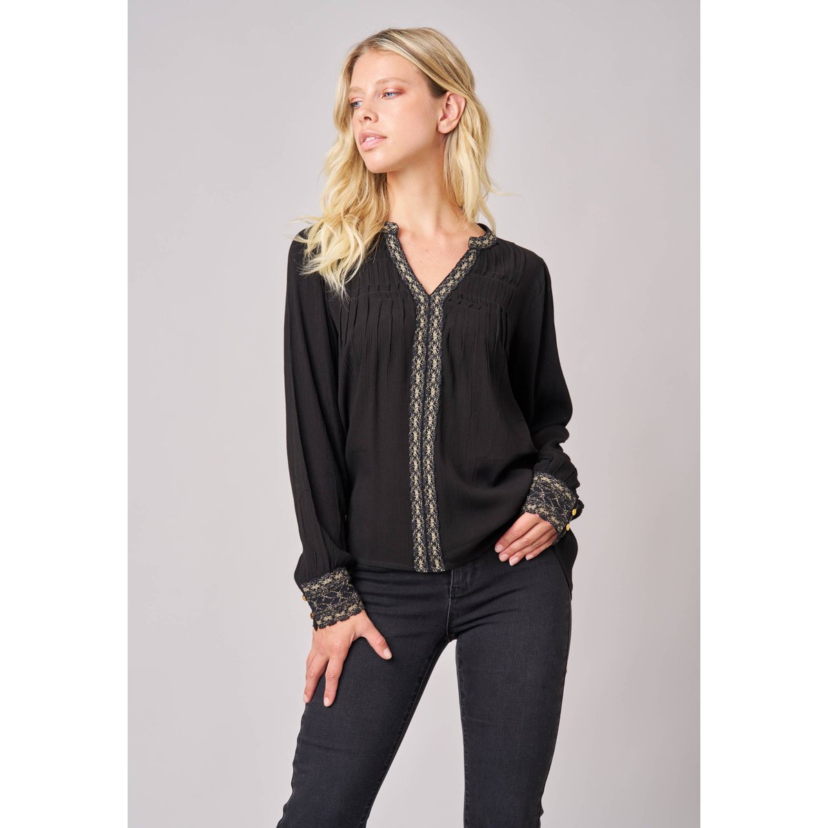 Blouse femme fluide à détails brodés ZITA black, DEELUXE