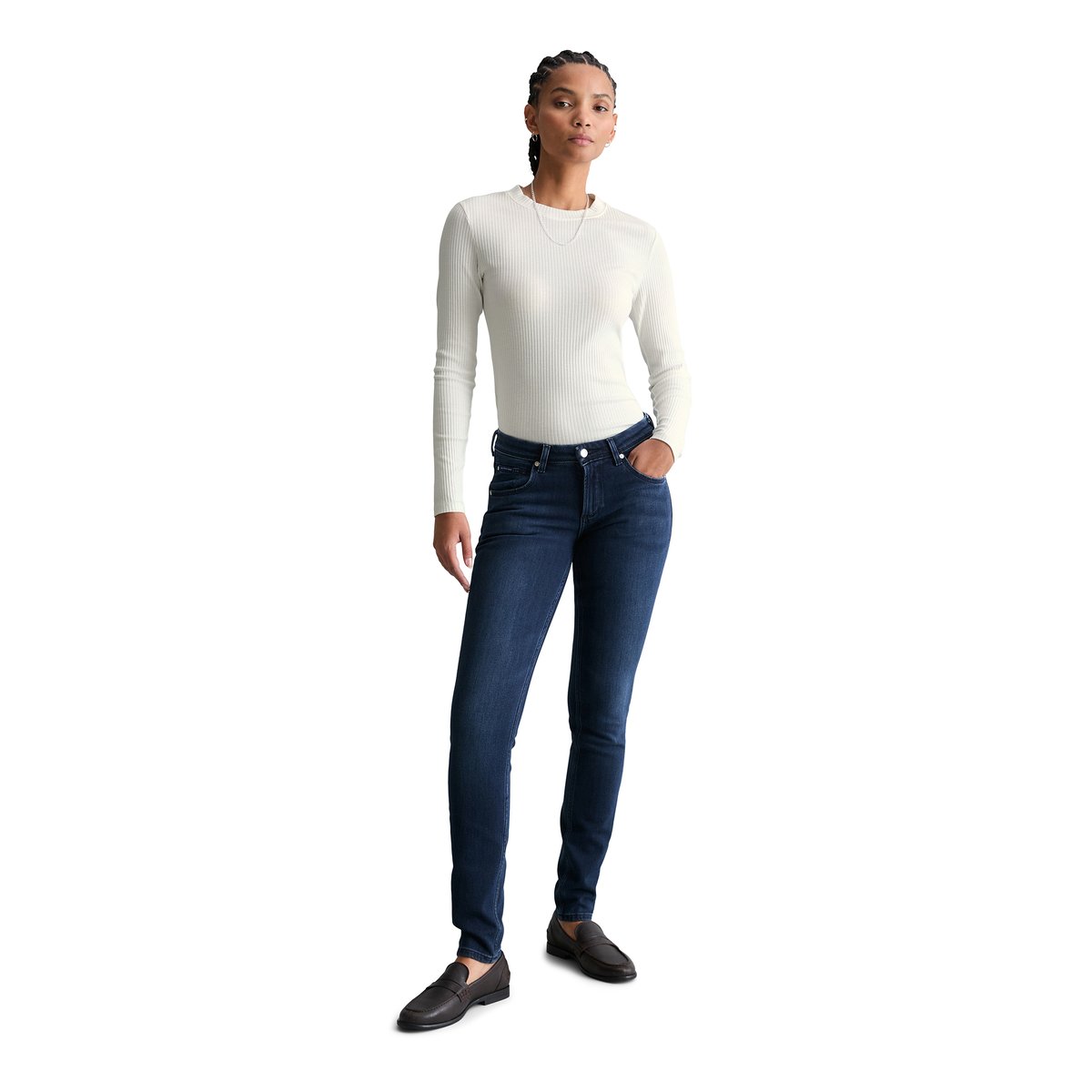 Jeans modèle Alva slim en mélange de coton organique et de lyocell bleu foncé, MARC O’POLO DENIM