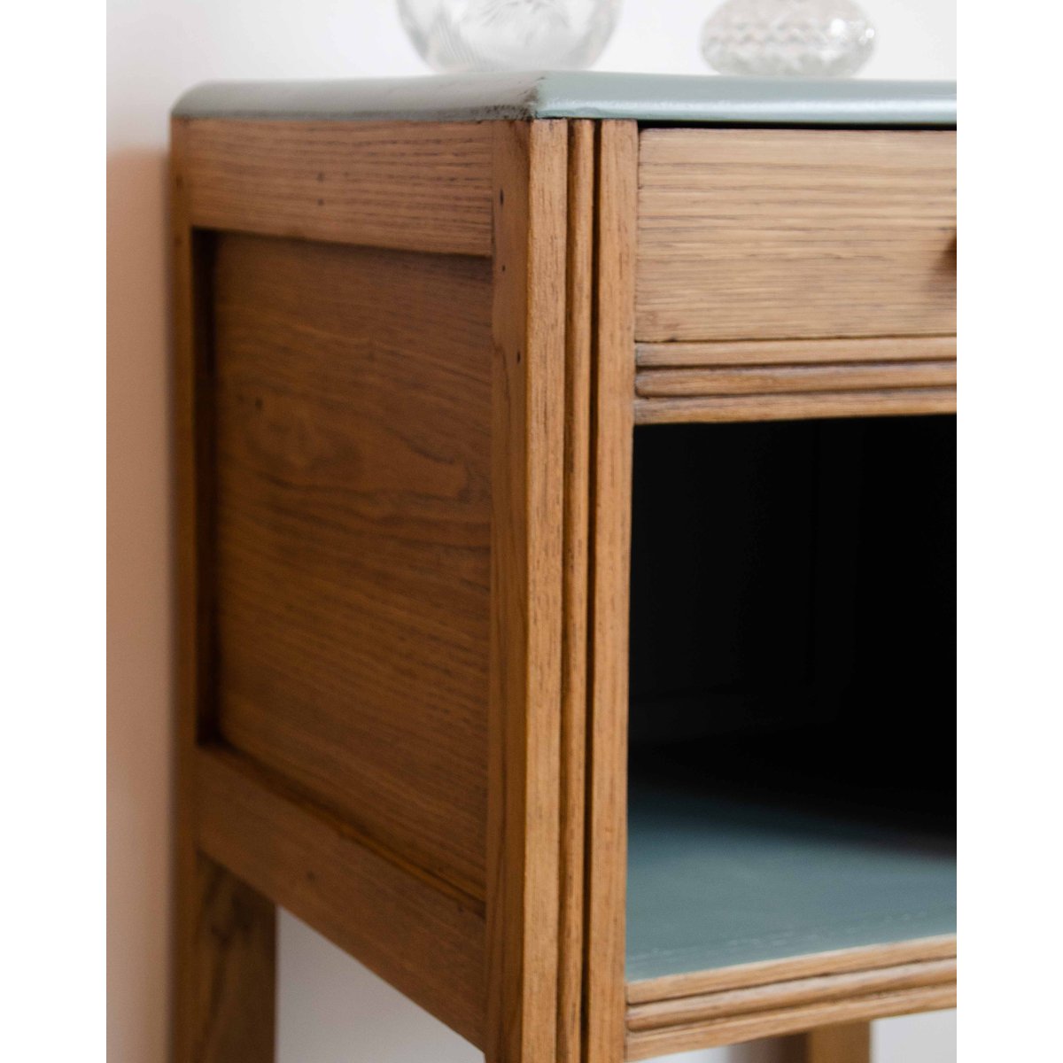Table de chevet en bois Maïa N°1505 - Bon état vert d'eau, DEBONGOUT