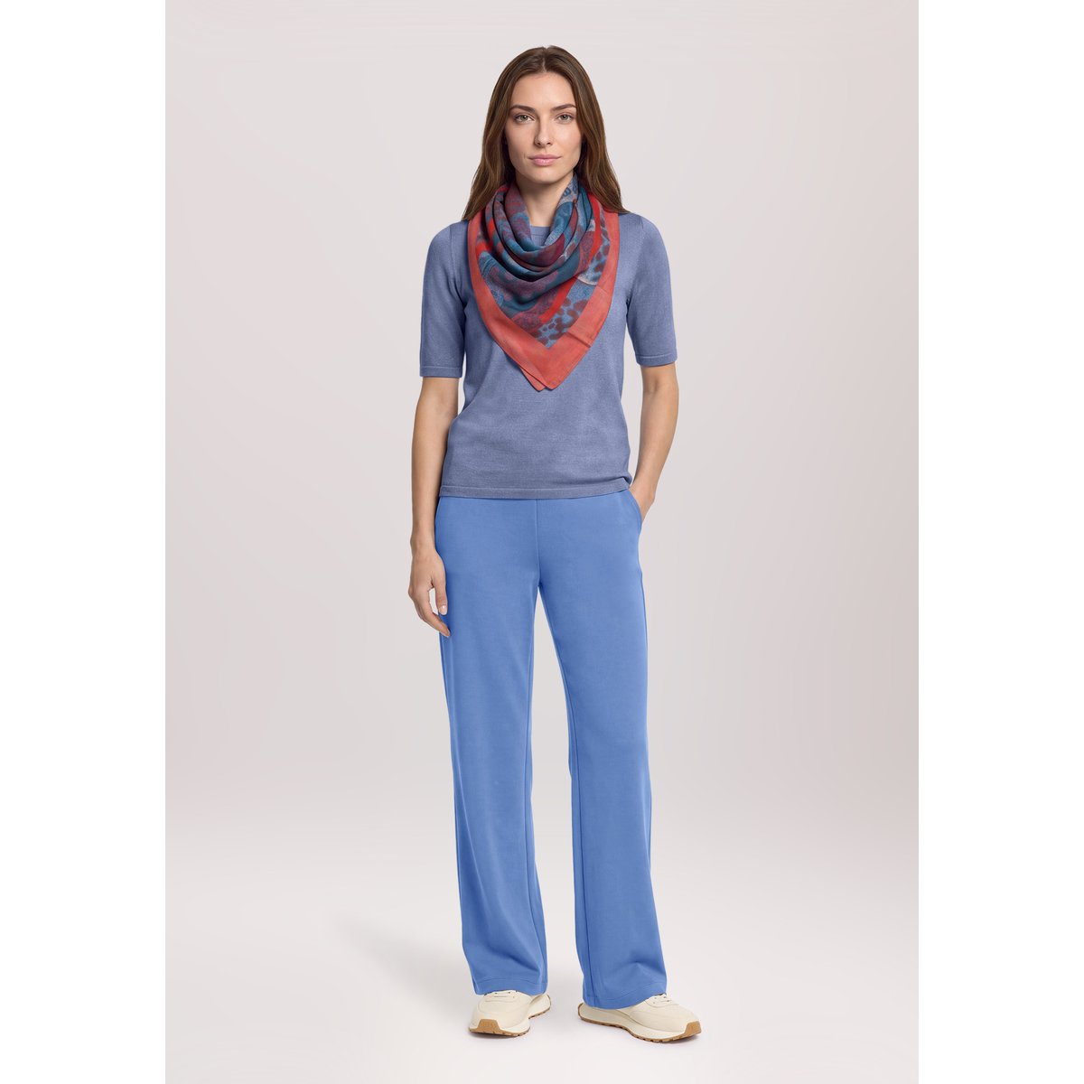 Foulard à impression bleu/rouge, BETTY BARCLAY