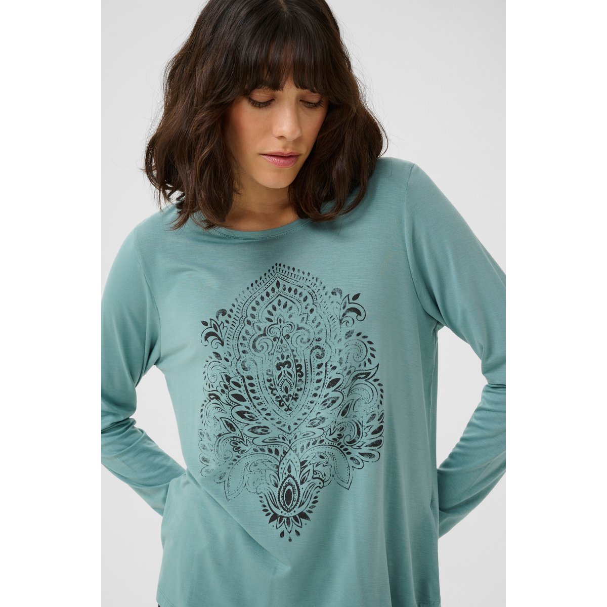 Long sleeved T-shirt vert motif devant trellis, KAFFE
