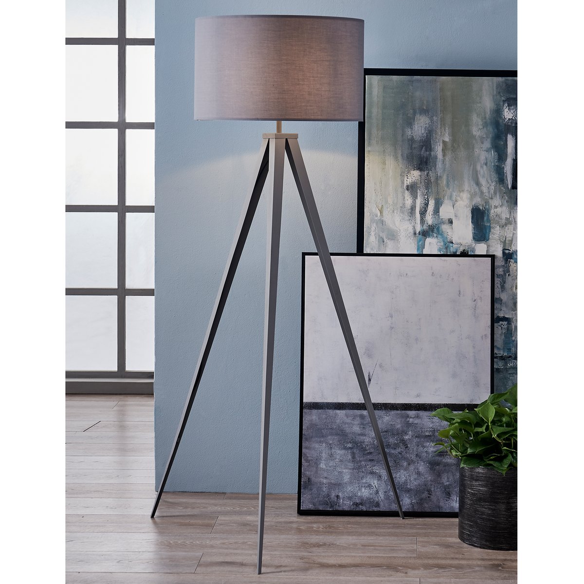 Lampadaire Intérieur Trépied Métal ROMANZA gris, TEAMSON HOME
