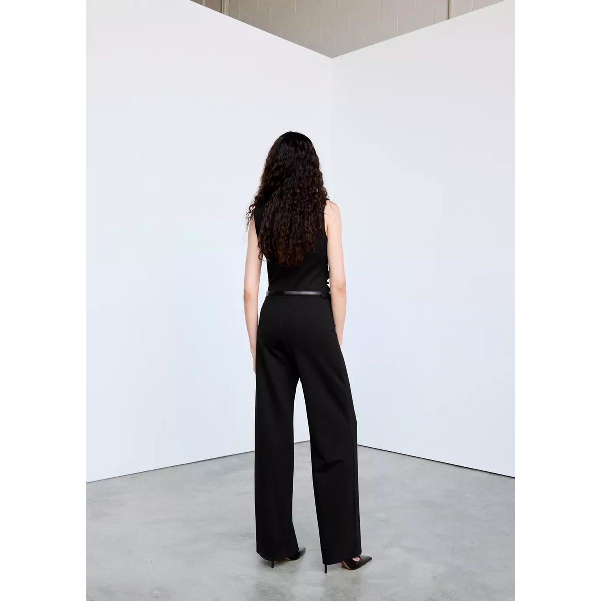 Combinaison à ceinture avec détails froncés noir, MANGO