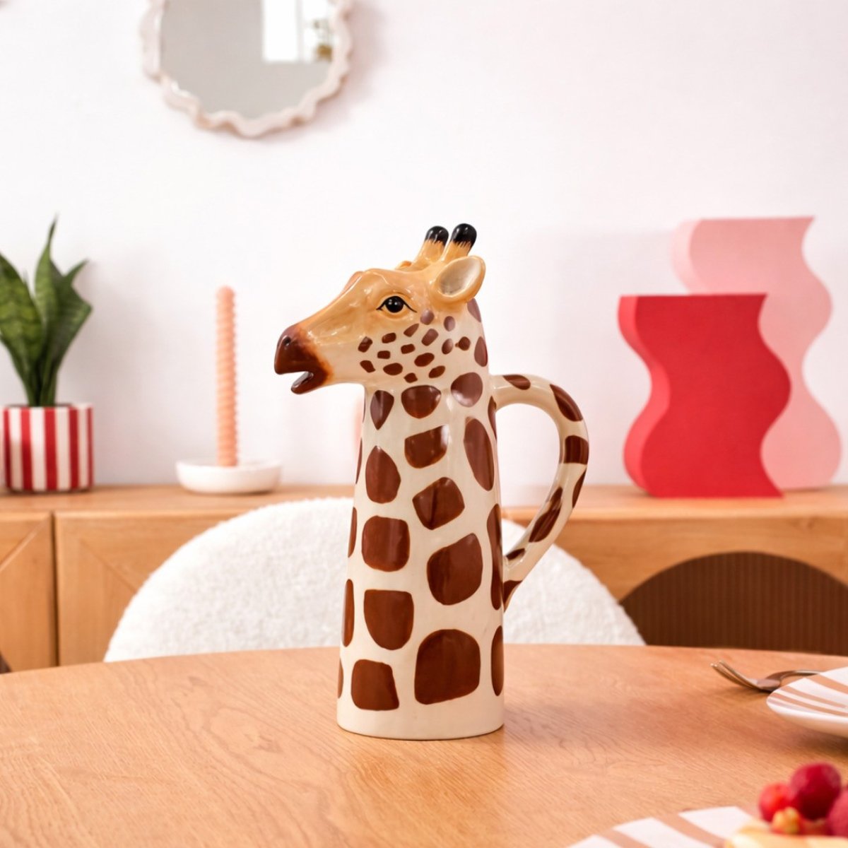 Carafe en forme de girafe, ZOELA beige, ARTIME