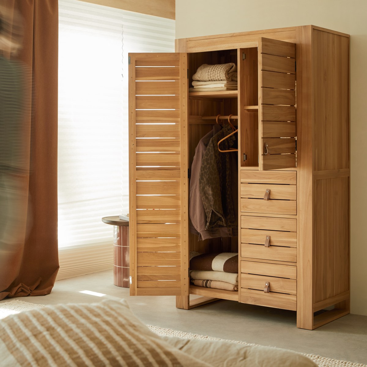 Armoire en Teck massif, MINIMALYS naturel, TIKAMOON