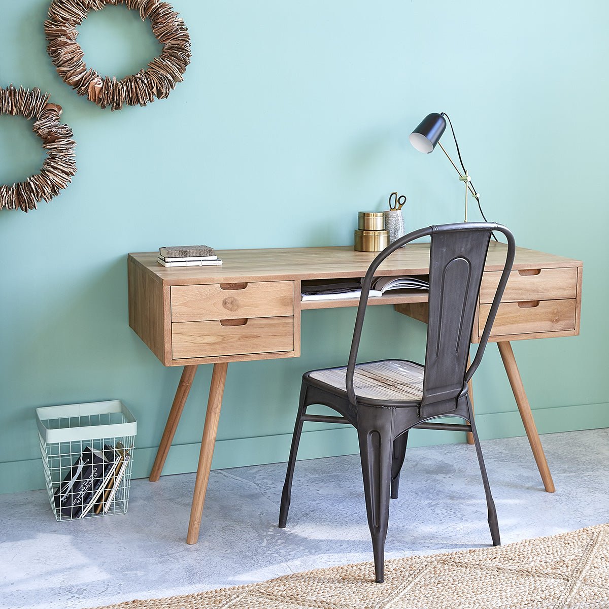 Bureau en teck massif 130 cm 4 tiroirs ISAURE naturel, BERAH GETAH