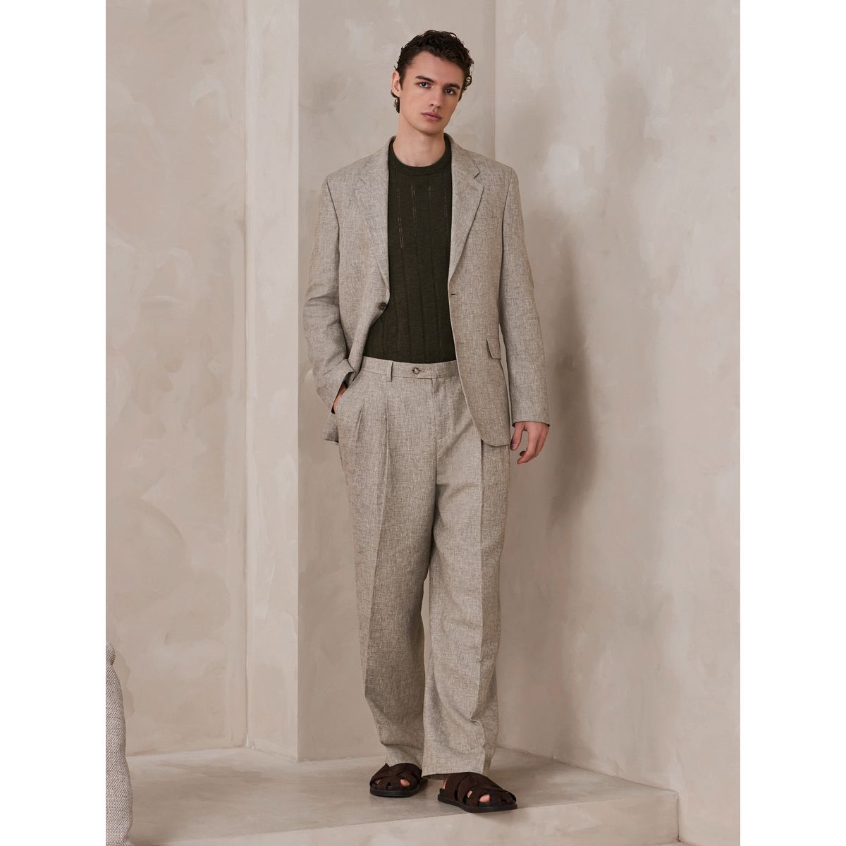 Pantalon de costume texturé en mélange lin naturel, NEXT