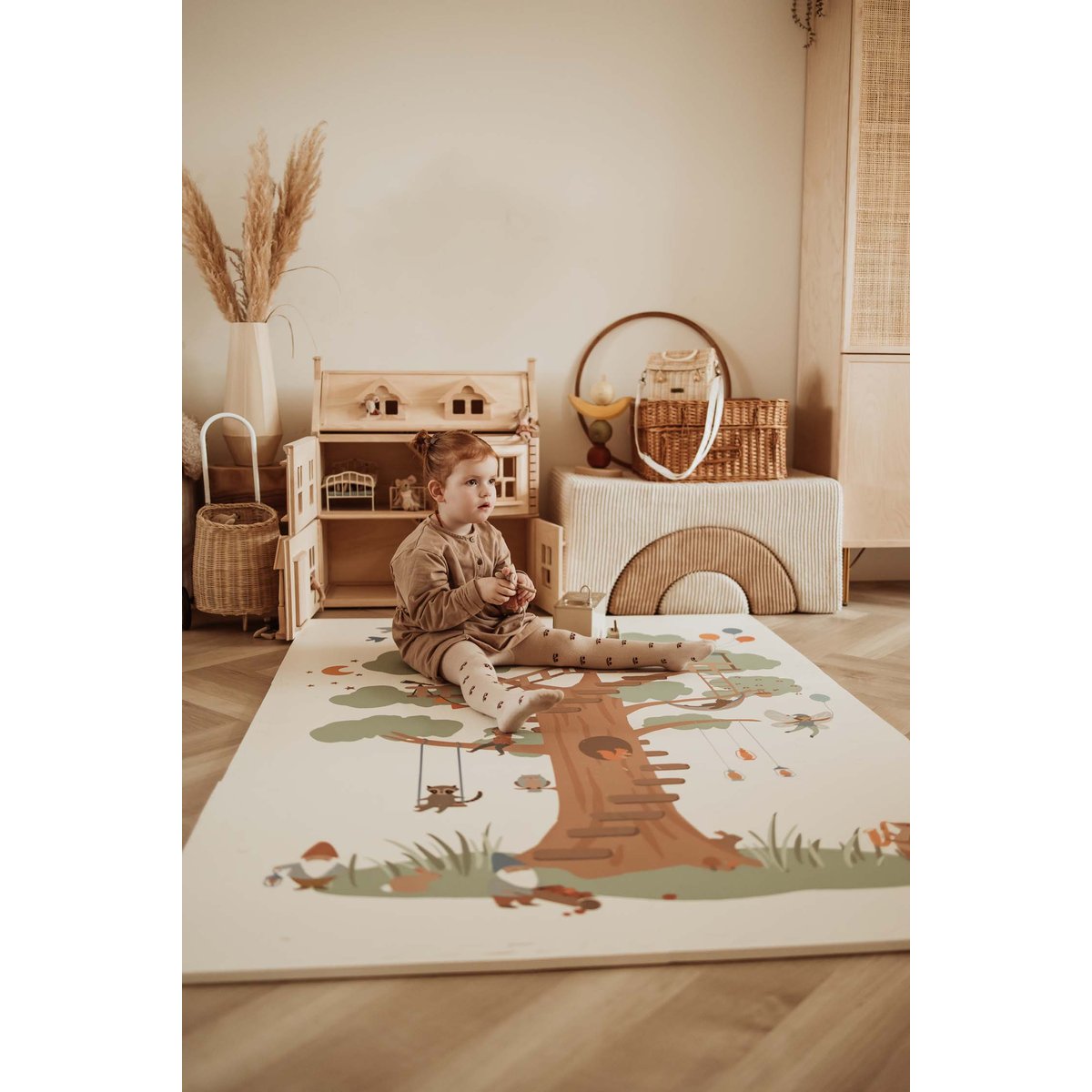 play&go - tapis puzzel, boîte de rangement & mini maison - treehouse multicolor, PLAY ET GO