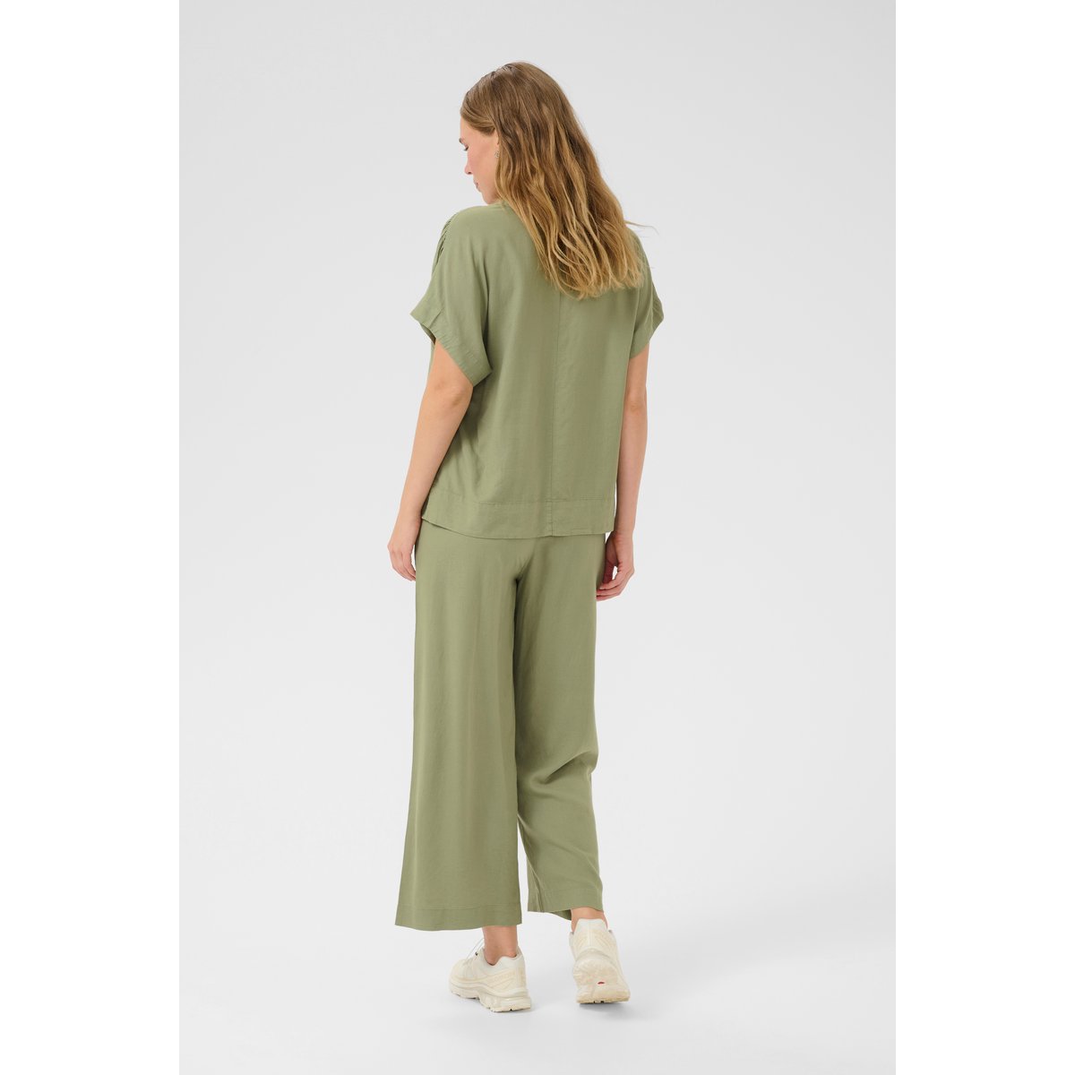 Blouse à manches courtes vert oil green, KAFFE