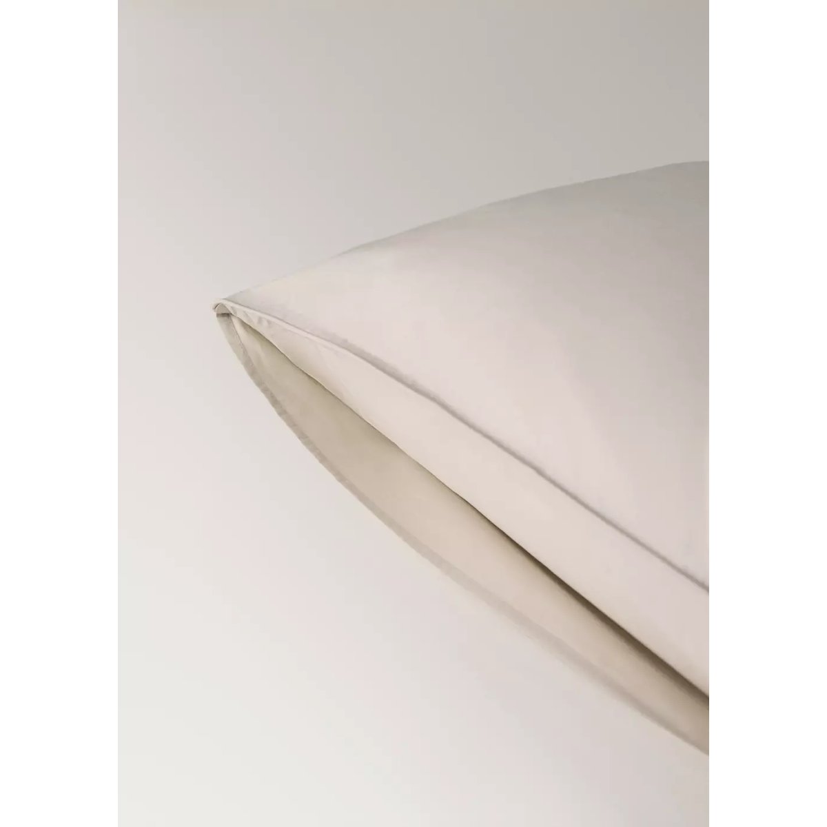 Deux taies d'oreiller percale de coton 500 fils finition passepoilée 60x60 cm sable, MANGO HOME