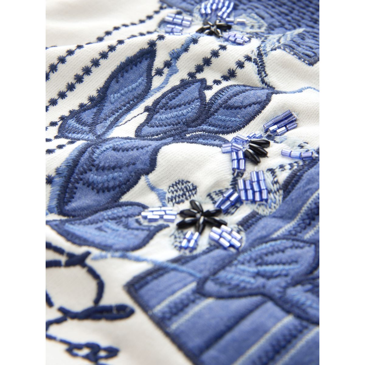 Sweat en patchwork avec broderie graphique blanc/bleu, NEXT