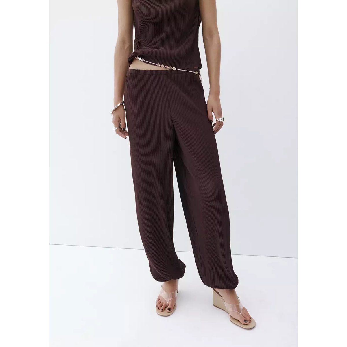 Pantalon bouffant texturé chocolat, MANGO