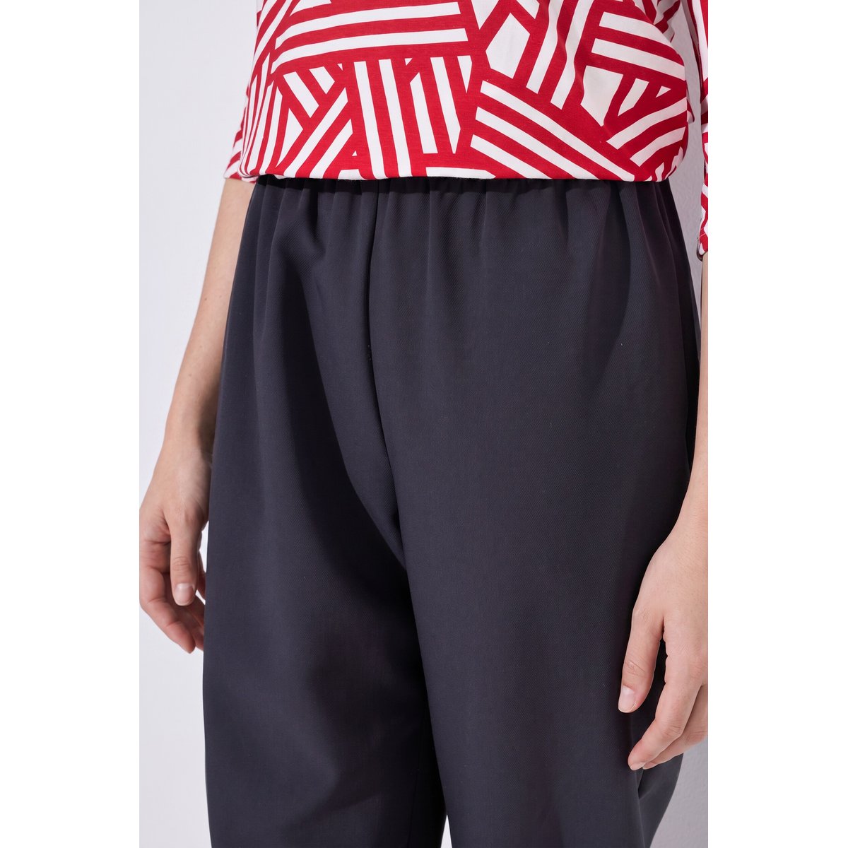 Pantalon Barrel olive foncé, ULLA POPKEN