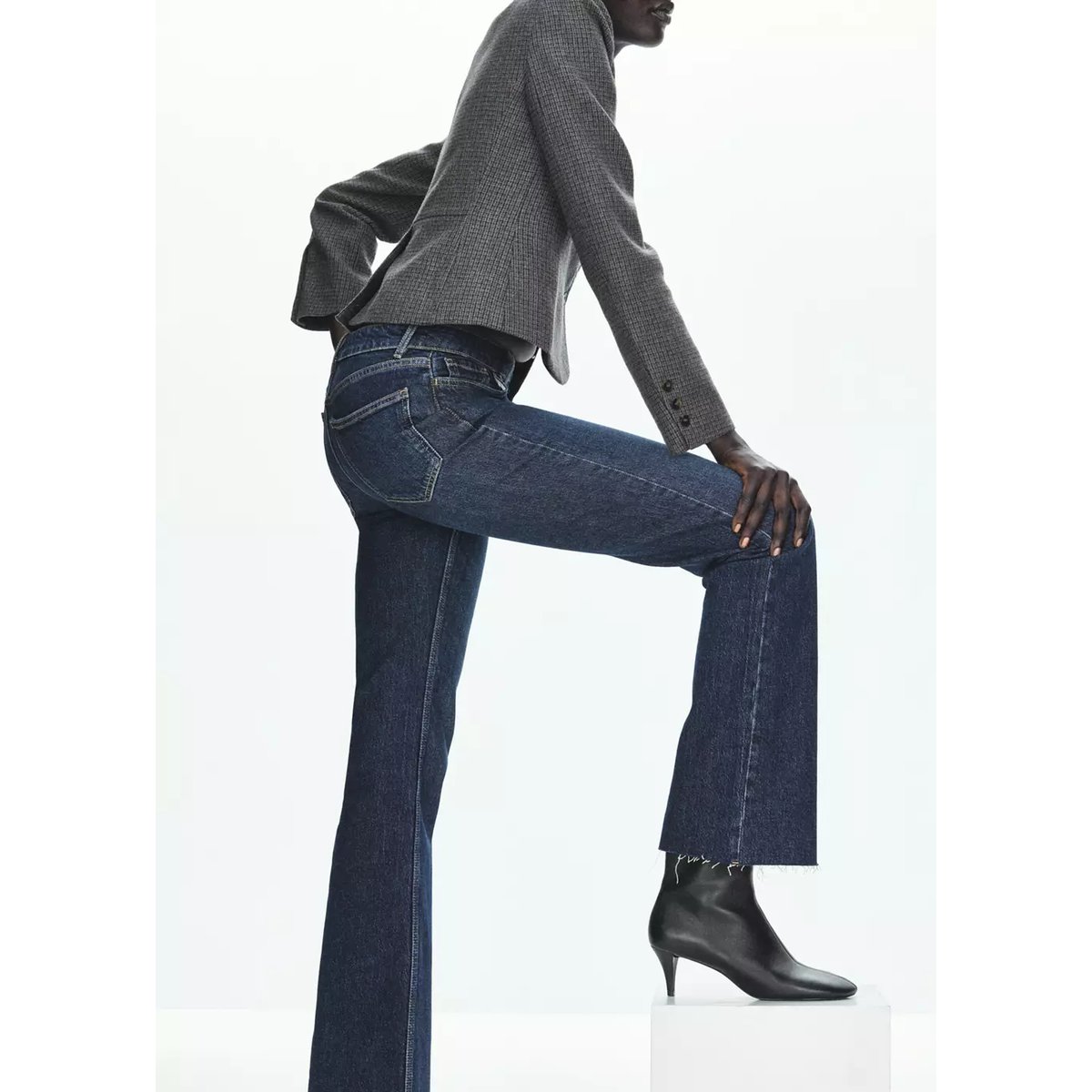 Jean flare taille haute bleu foncé, MANGO