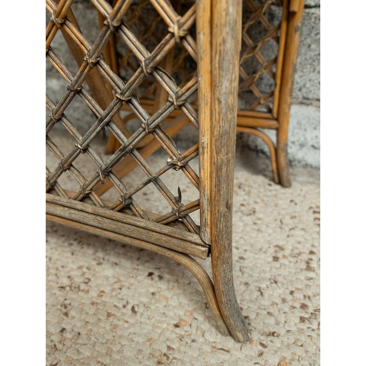 Table d'appoint en rotin Francine N°1483 - Bon état beige, DEBONGOUT