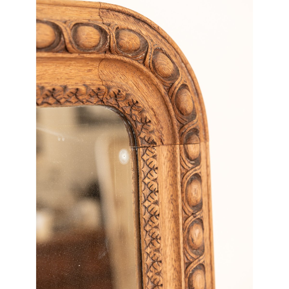 Grand miroir en chêne sculpté Georges N°1381 - Bon état bois foncé, DEBONGOUT