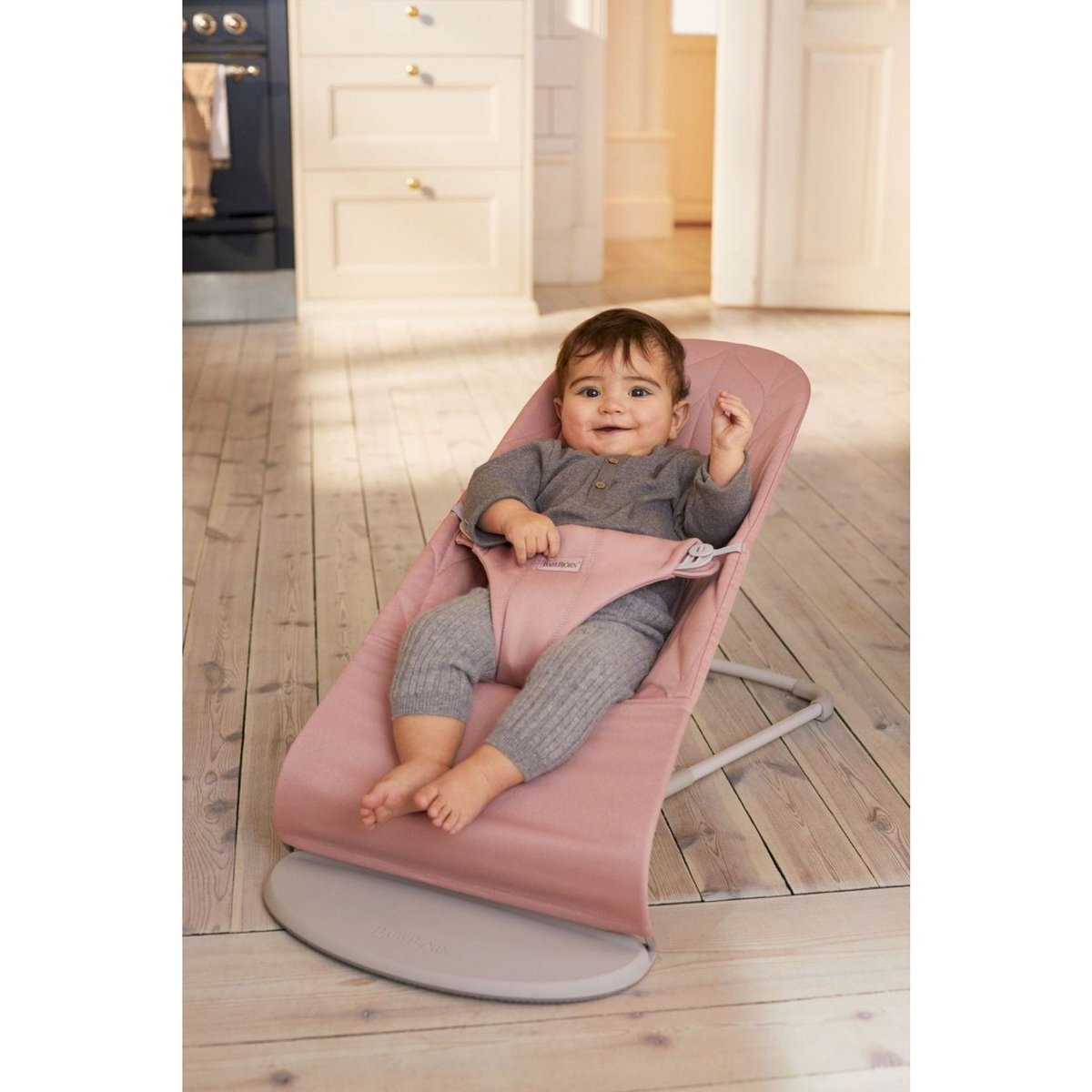Pack Transat Bliss avec Arche de  jeux rose, BABYBJORN