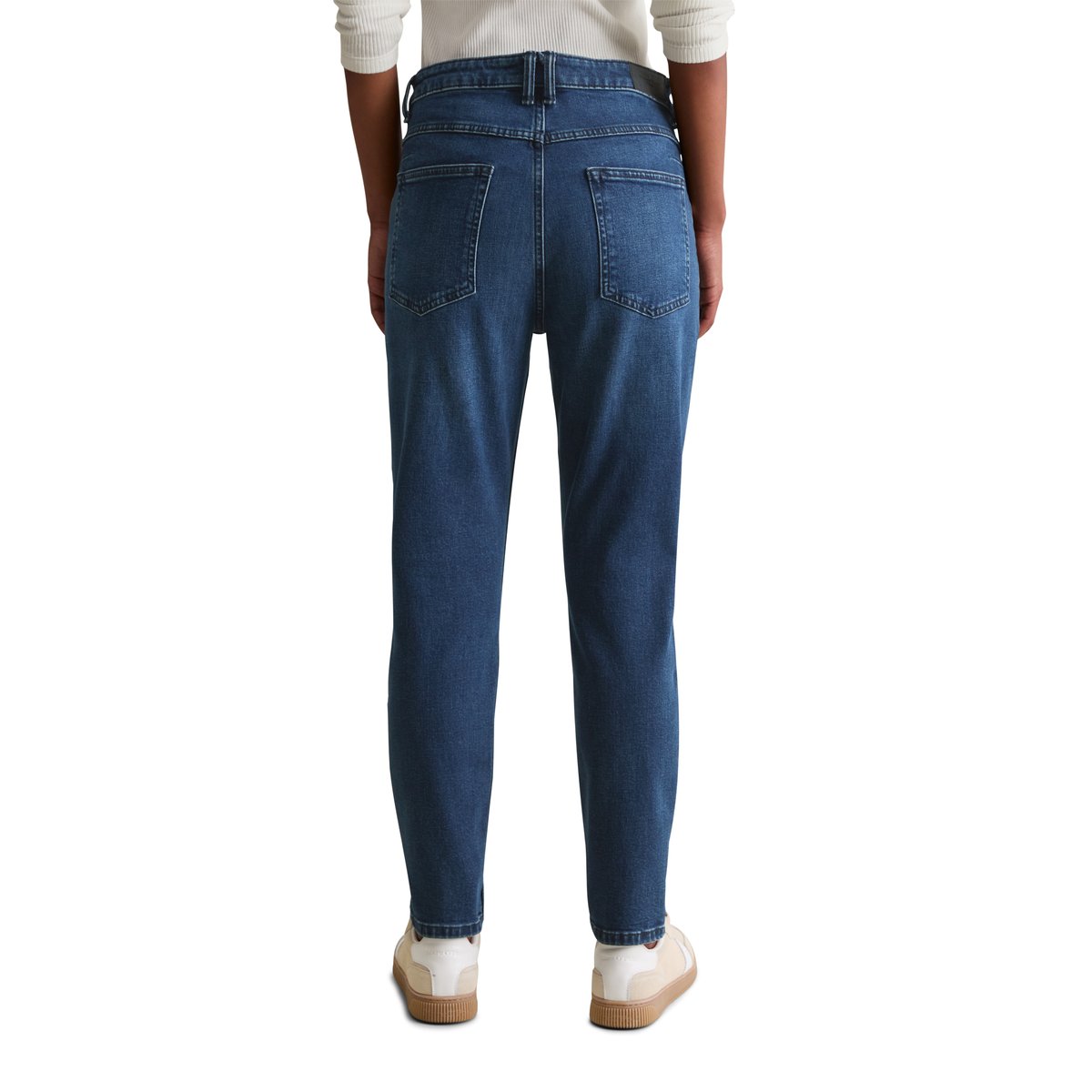 Jeans modèle Freja boyfriend en mélange de coton organique bleu foncé, MARC O’POLO DENIM