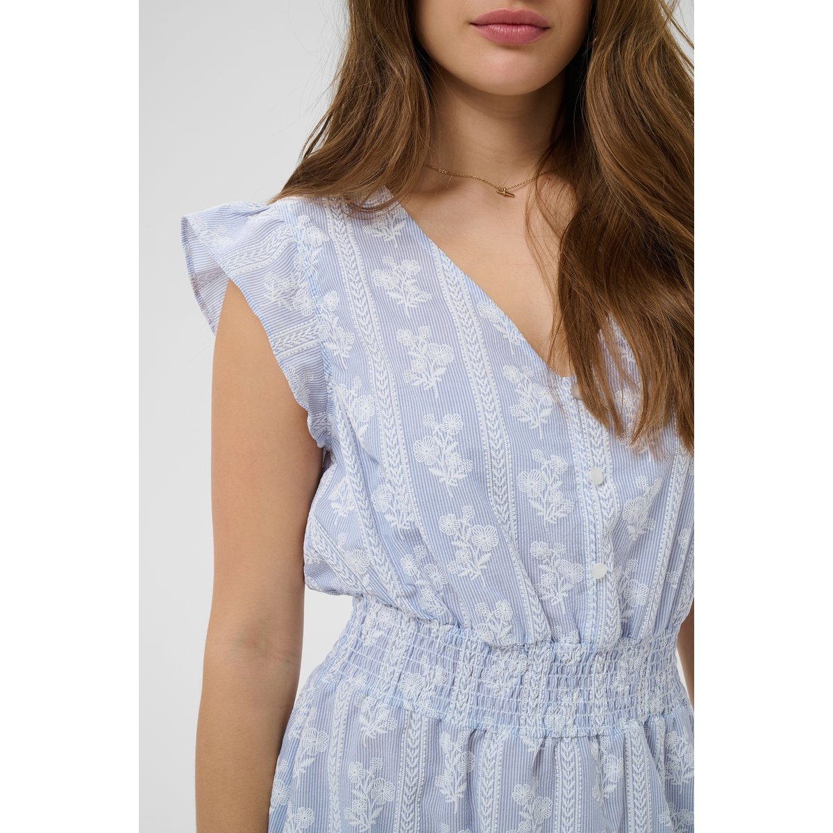 Robe bleu blue white stripe w. flowers, CREAM