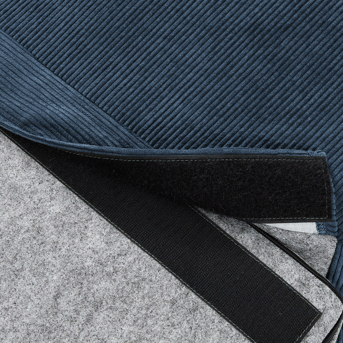 Fauteuil droit convertible, 1 place, en velours côtelé fines côtes, TIKI bleu, LA REDOUTE INTERIEURS