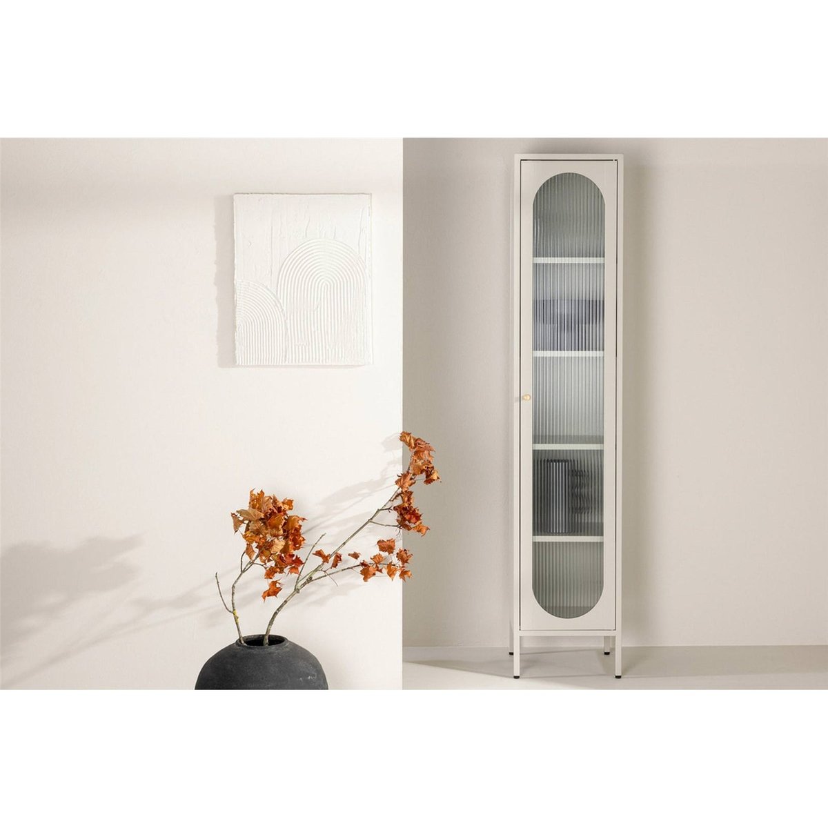 Vitrine haute en métal et verre BEQUITI beige, RECOLLECTION
