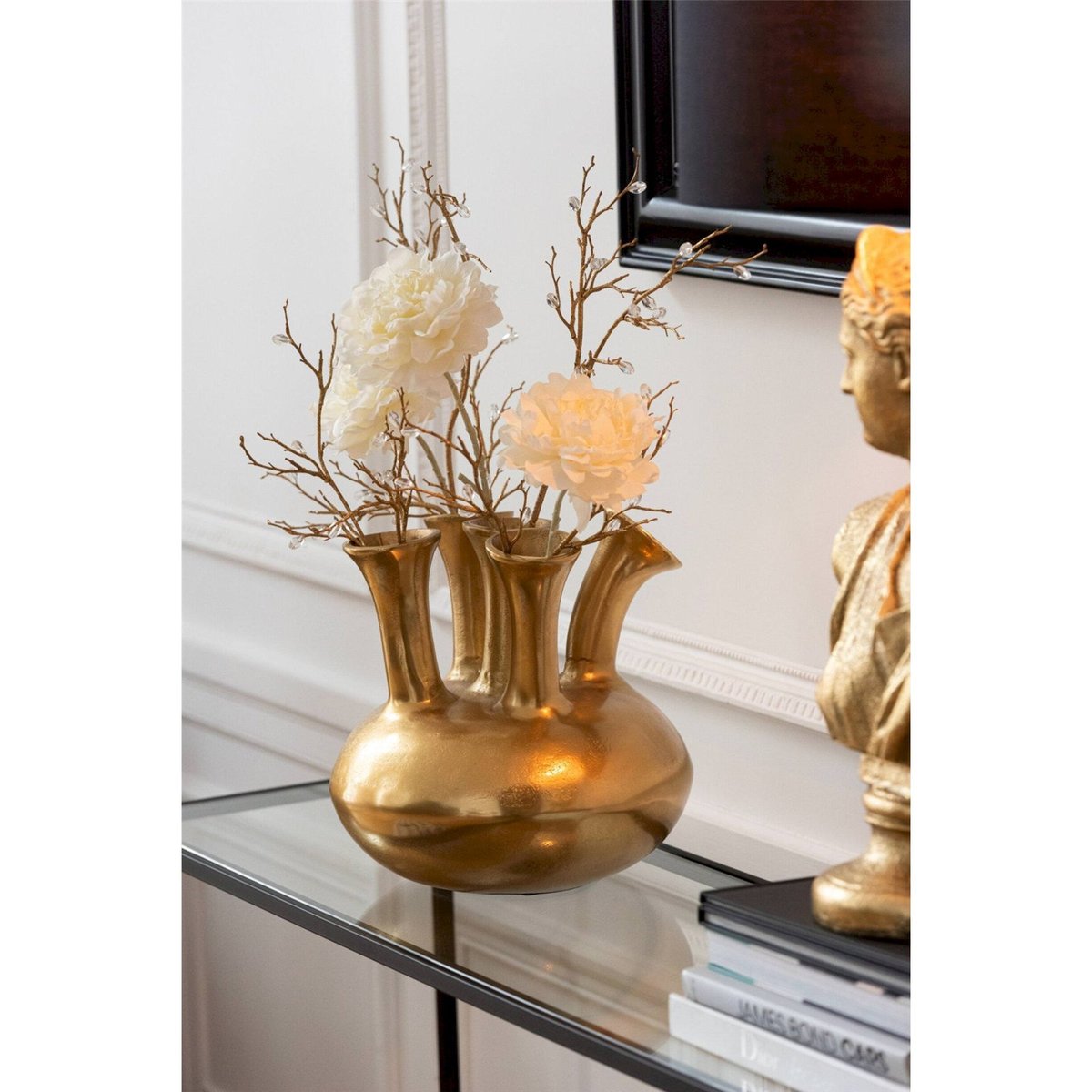Vase tulipe design sculpté doré, RECOLLECTION