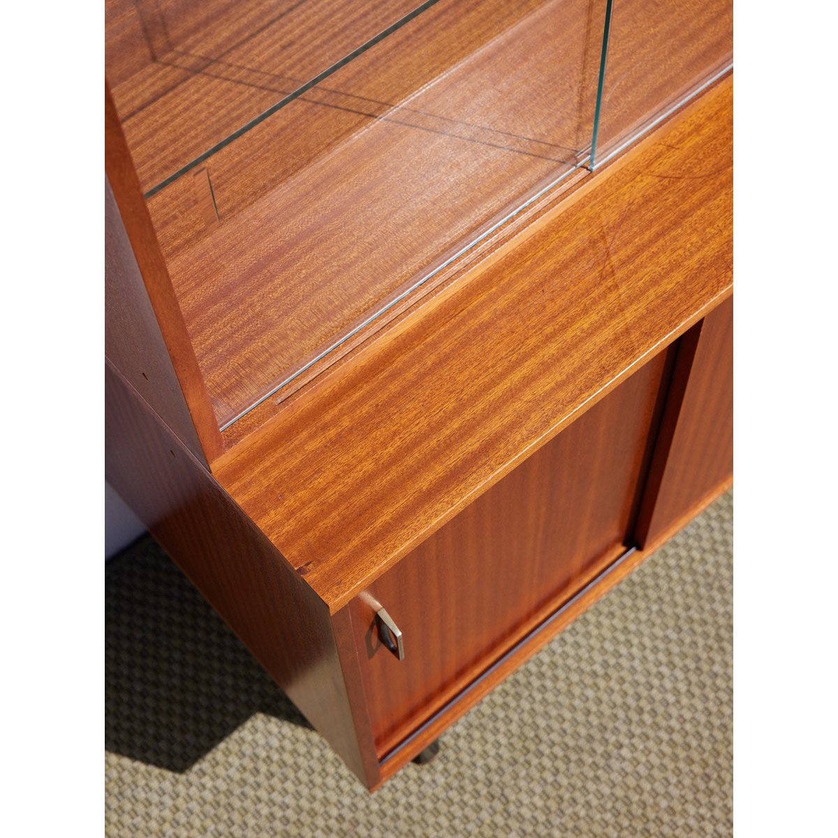 Buffet 2 corps vintage en bois Gustave N°1637 - Bon état bois foncé, DEBONGOUT