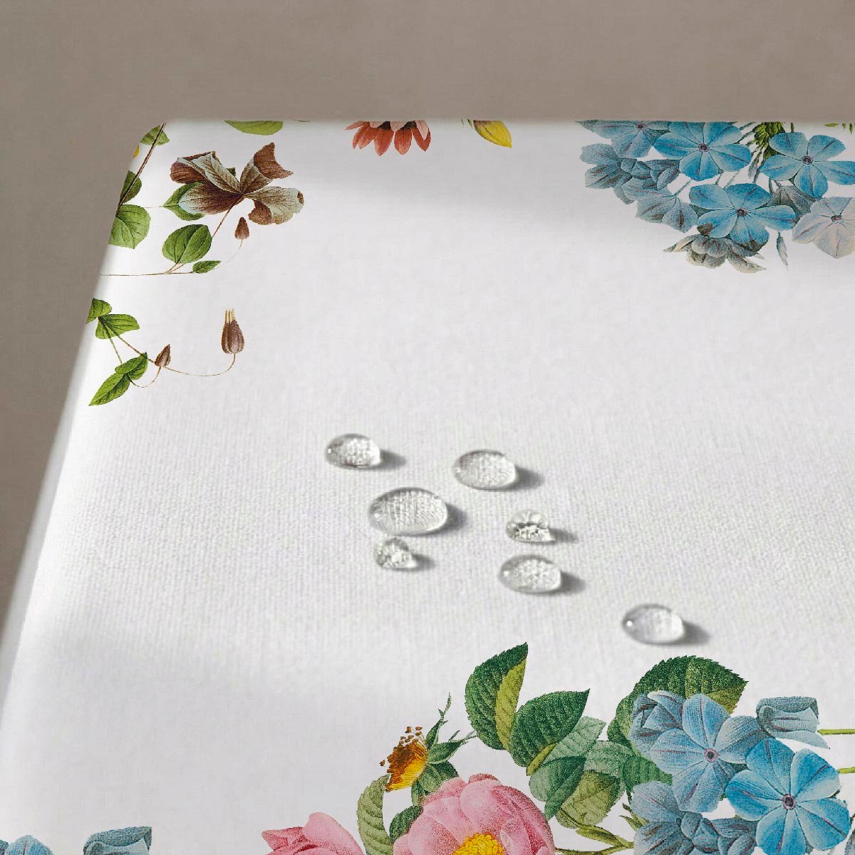 Nappe anti-taches Demet - 100% coton - multicolore, NAF NAF HOME