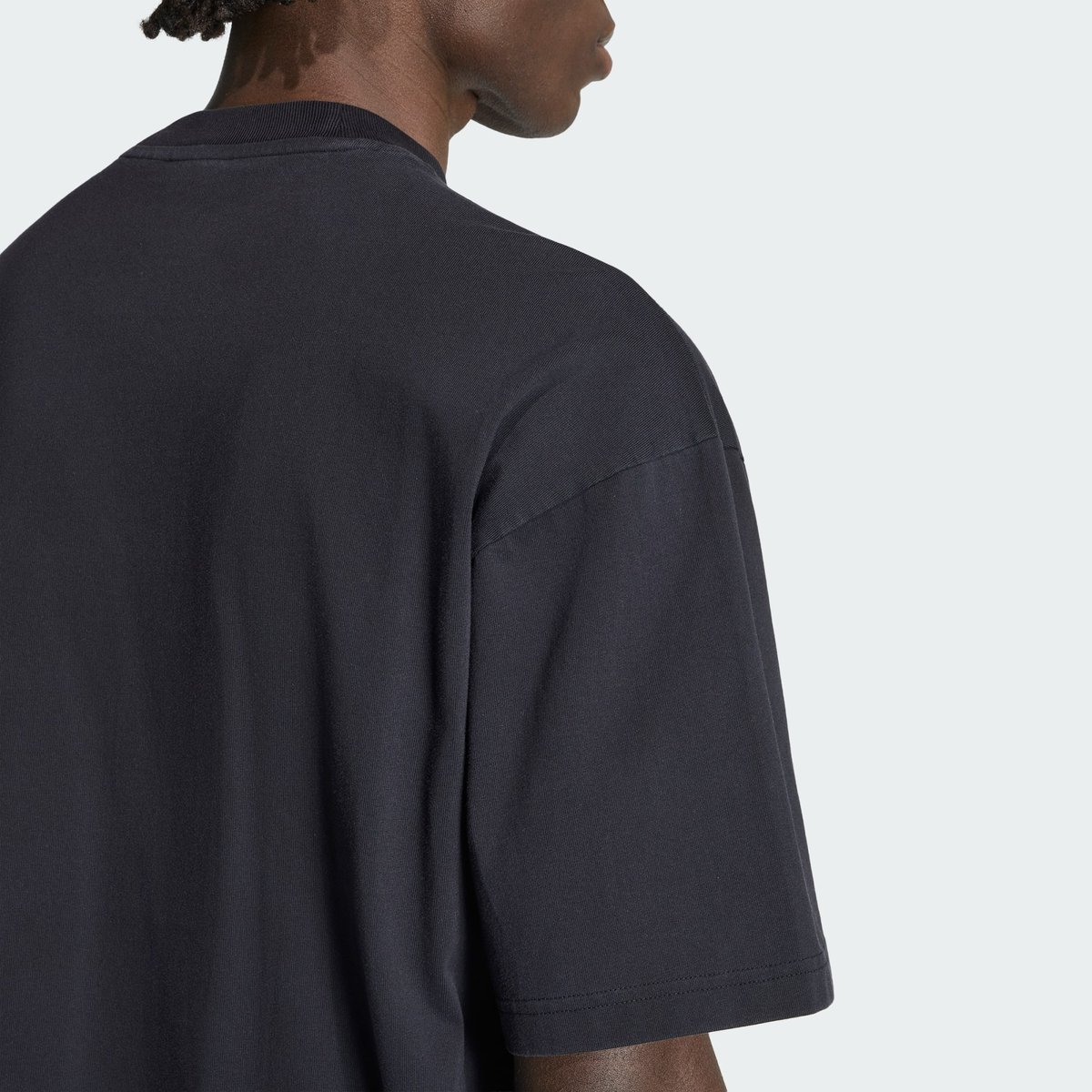 T-Shirt Elevated Gfx T-Shirt Elevated Gfx black, adidas Originals