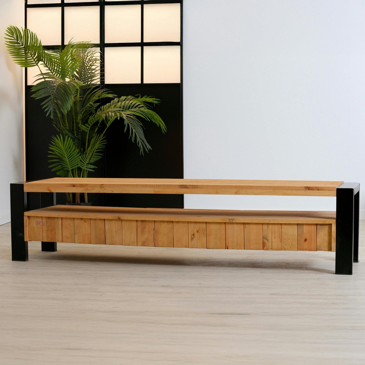 Meuble TV 180cm pin massif et métal 3 tiroirs style industriel LOUNDGE bois naturel, PIER IMPORT