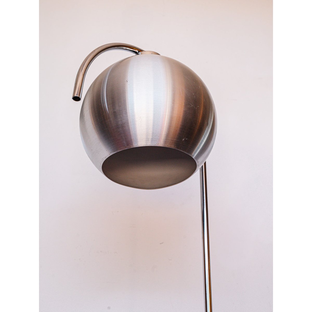 Lampadaire en métal Julien N°180 - Bon état gris, DEBONGOUT