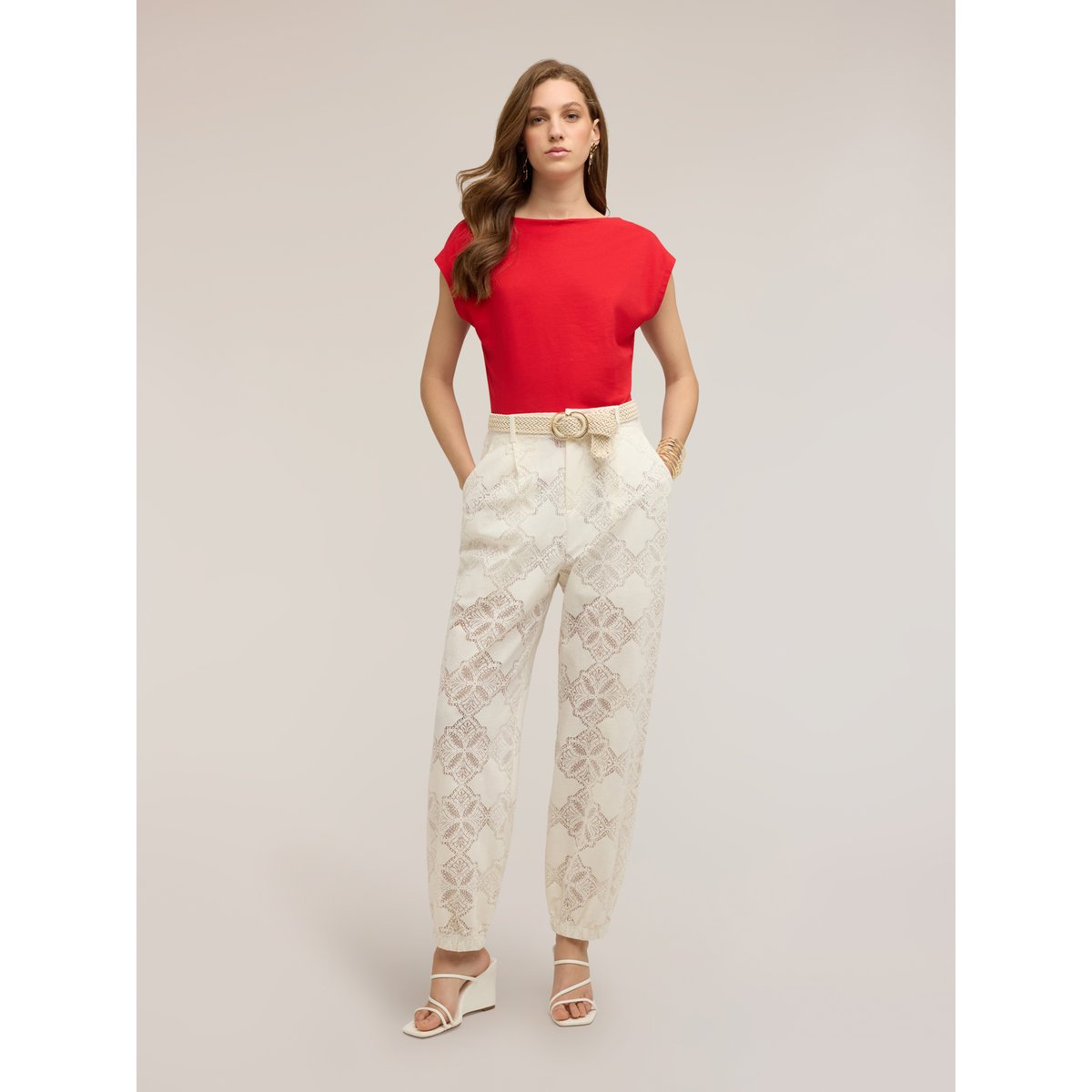 Top avec drapé latéral rouge, MOTIVI
