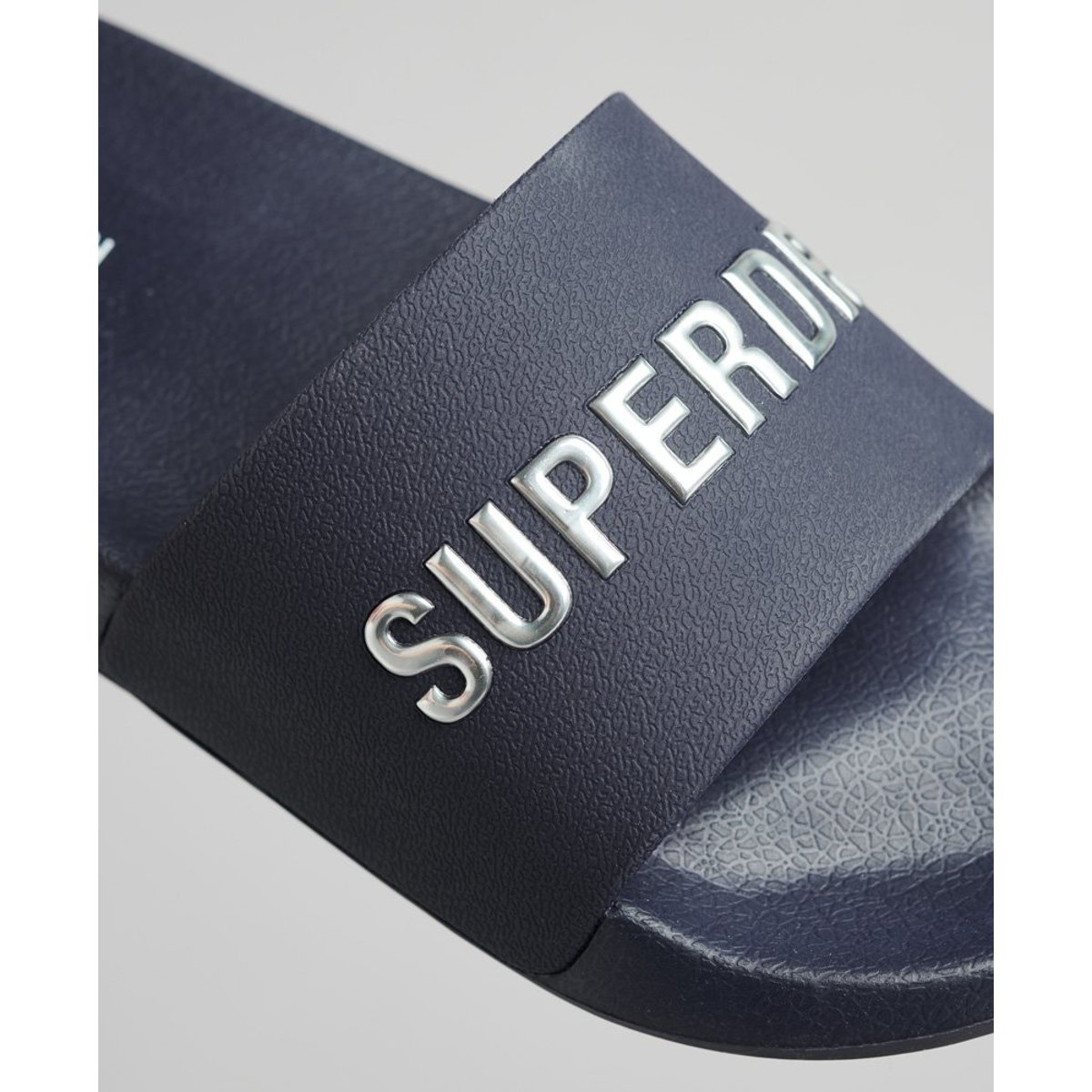 Claquettes de piscine à logo CODE bleu marine intense, SUPERDRY
