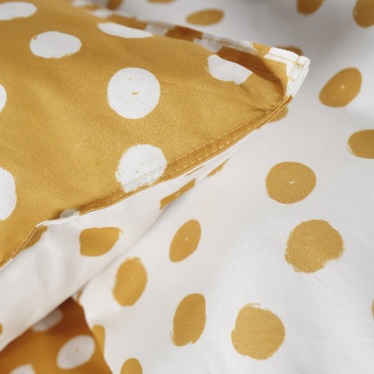 Parure de lit 2 personnes imprimé a pois coton SUNSHINE CALI jaune, TODAY